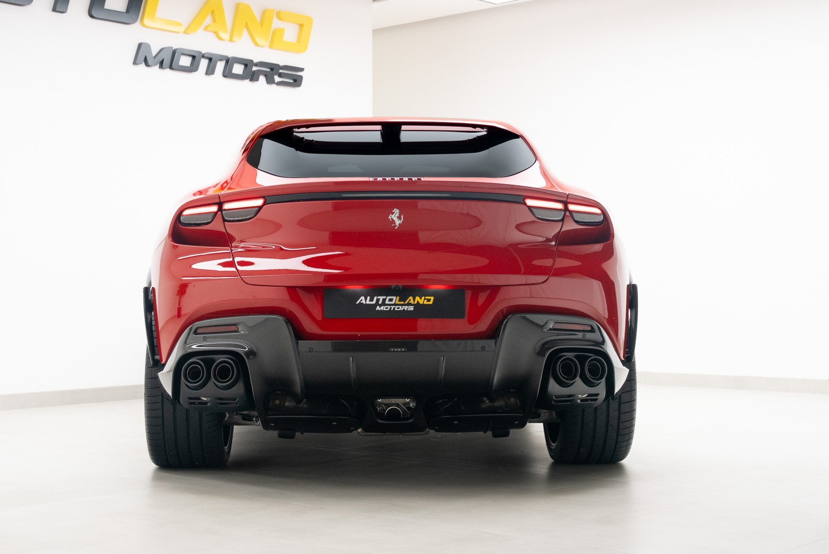 2025 FERRARI PUROSANGUE | FULL CARBON | MAIN DEALER SERVICE | HIGH SPEC